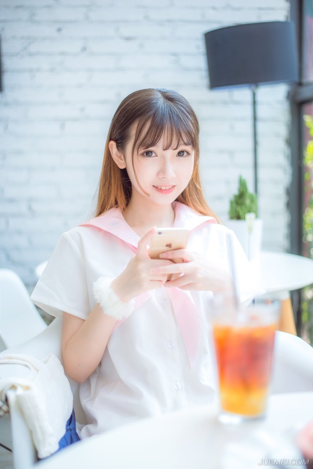 “听过，吕布麾下，前任律政司总督法衍之子，听闻也是法家传人。”马谡点点头，法正在吕布麾下名声并不如庞统、徐庶以及老一辈的贾诩、陈宫还有沮授这些人响亮，马谡知道的也不多。